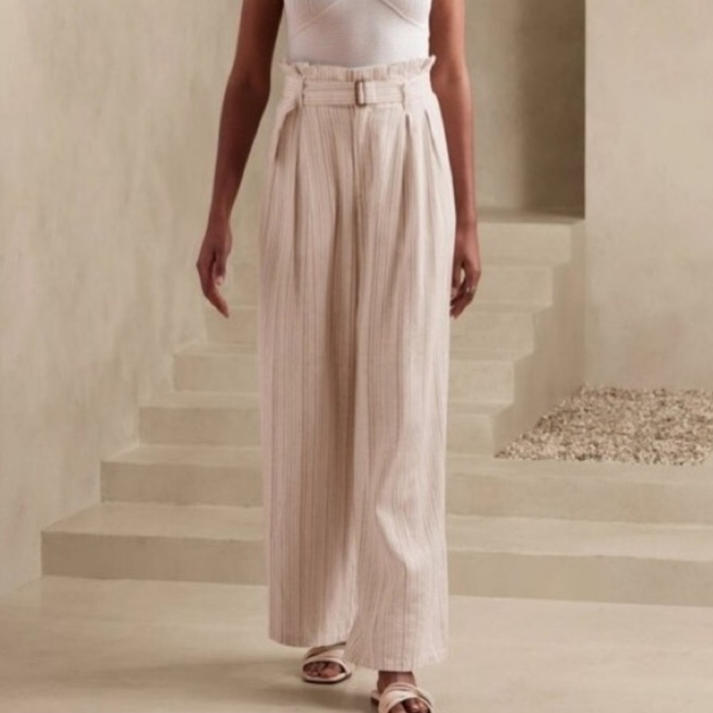 NWT! Light Grounded Stripe Linen-Blend Paperbag Wide Leg Pant - Multiple